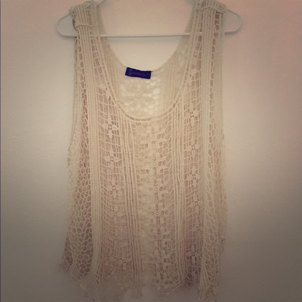 Size 3X tank - loose lace effect